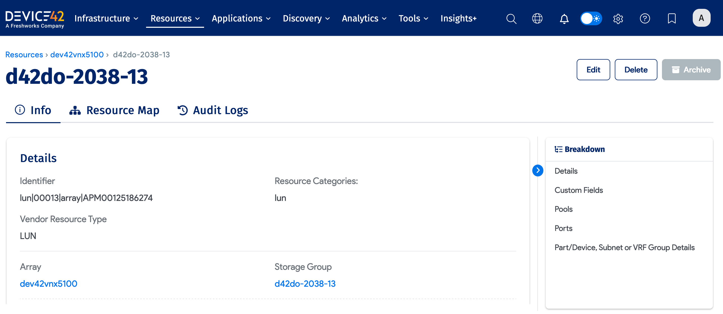 Linked storage array example